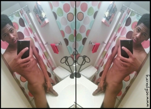 Brown Sugar for your eyes! Nude Black Boy Selfies!